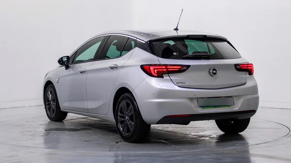Opel Astra (2019) — foto 23 van 53