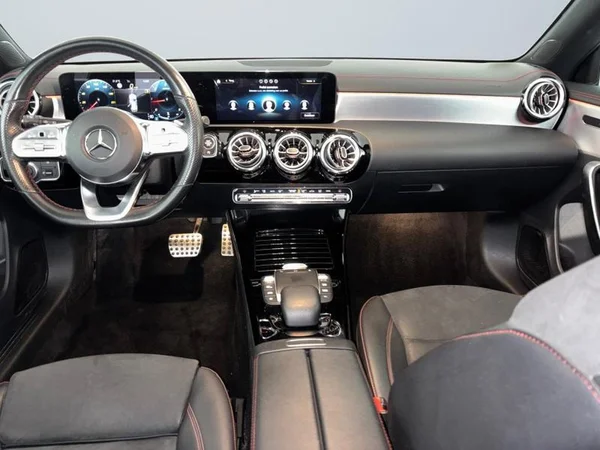 MERCEDES-BENZ CLA SW Dsl (X118) (2022) — foto 4 van 25