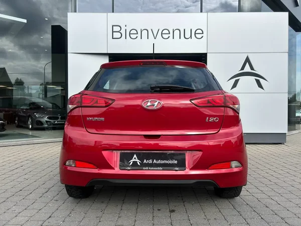 Hyundai I20 (2017) — foto 12 van 16