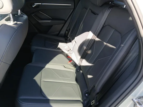 AUDI Q3 Sportback (2024) — foto 7 van 20
