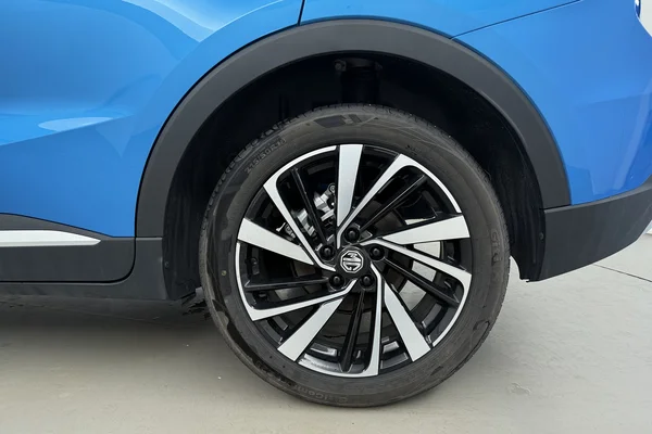 MG ZS Hybrid+ (HEV) (2025) — foto 15 van 18