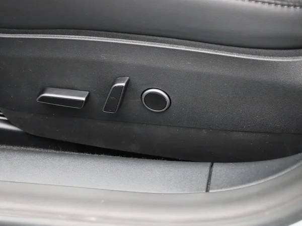 Tesla Model 3 (2023) — foto 27 van 42