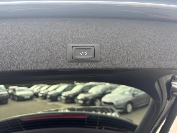 AUDI Q2 (2025) — foto 10 van 21