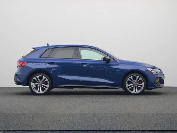 AUDI A3 Sportback PHEV (2026) — foto 2 van 29