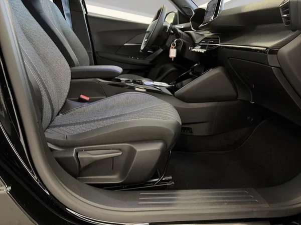 Peugeot 2008 (2025) — foto 11 van 22