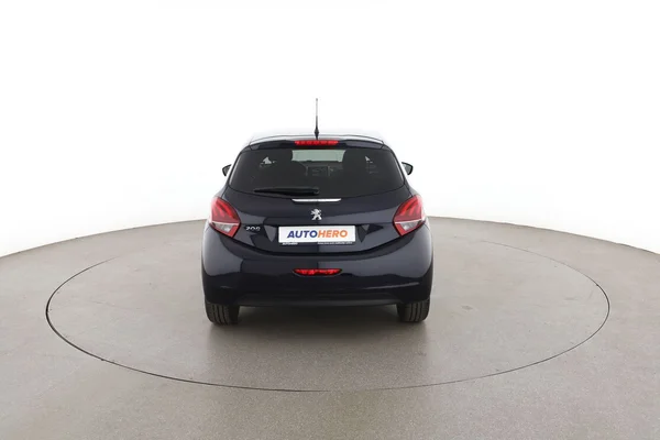 Peugeot 208 (2019) — foto 11 van 16