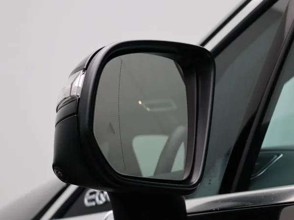 Mercedes-Benz EQE (2023) — foto 27 van 27