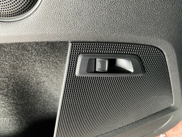 SKODA Kodiaq (2024) — foto 8 van 22