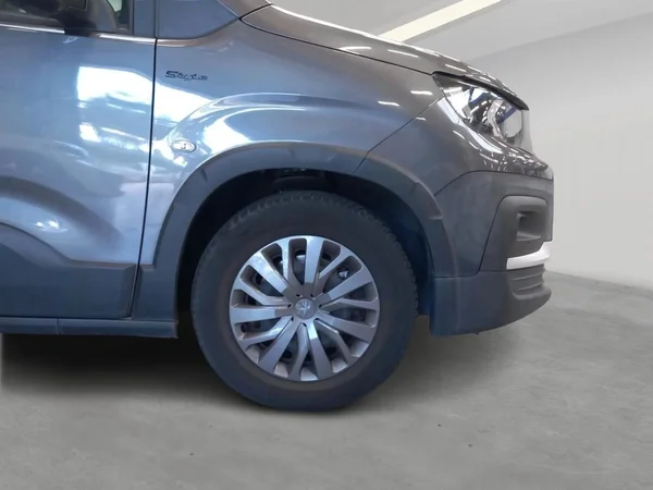 Peugeot Rifter (2021) — foto 15 van 18