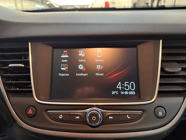 Opel Crossland (2023) — foto 14 van 28