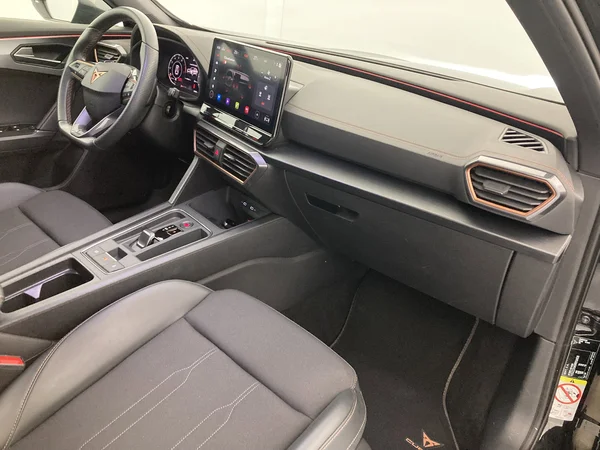 CUPRA Formentor (2024) — foto 24 van 36