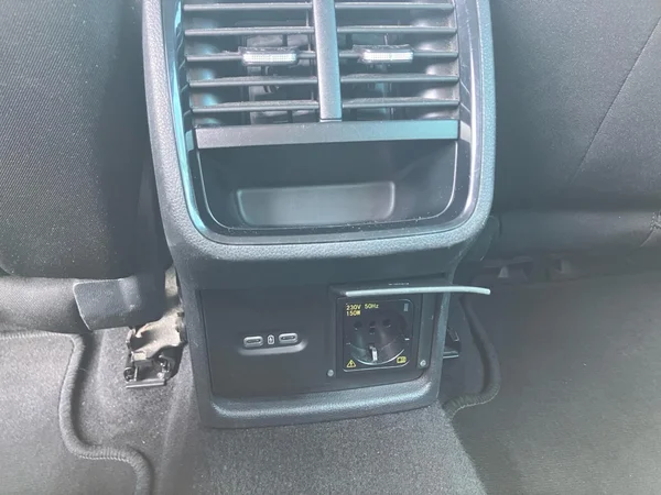 SKODA Octavia Combi PHEV (2020) — foto 26 van 26