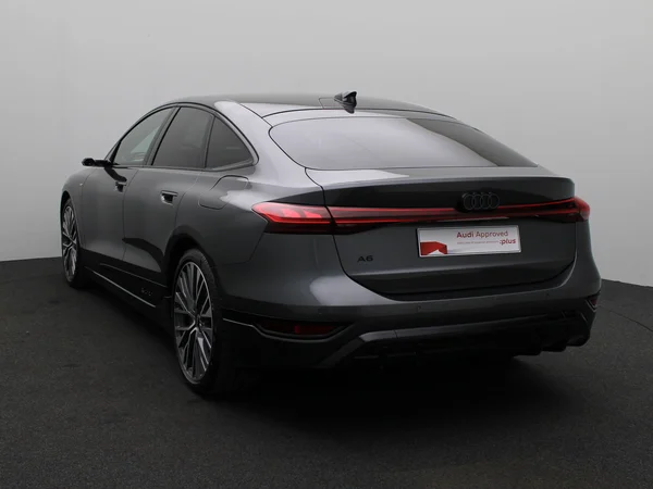 AUDI A6 Sportback e-tron (2025) — foto 28 van 29