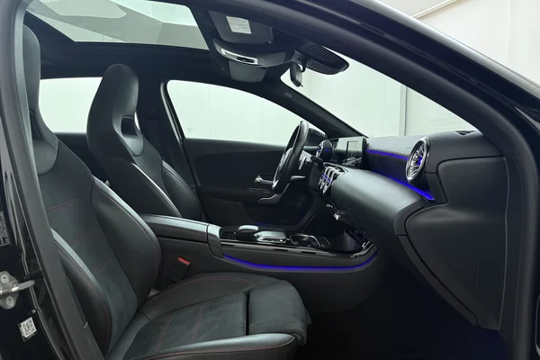 Mercedes-Benz A-Class (W177) (2021) — foto 20 van 22
