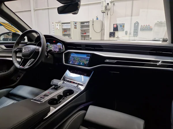 AUDI A6 Avant (2025) — foto 18 van 21