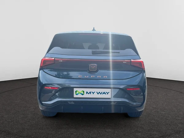 CUPRA Born (2025) — foto 9 van 24