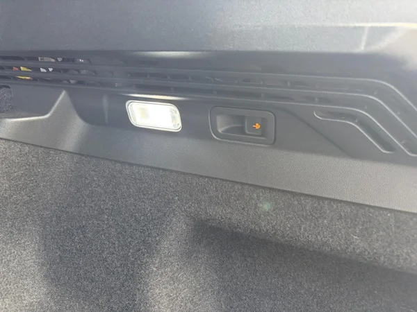 VOLKSWAGEN ID.5 (2025) — foto 13 van 21