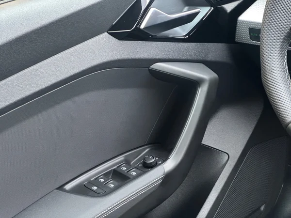 AUDI A1 Sportback (2025) — foto 8 van 21