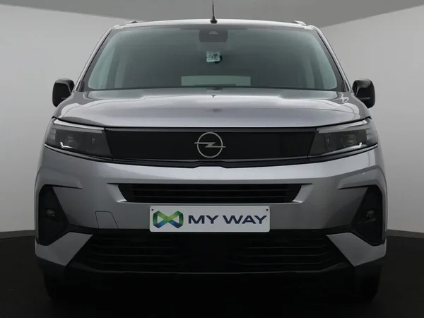 Opel Combo Life (2025) — foto 8 van 28