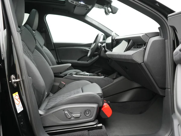 AUDI Q6 e-tron (2026) — foto 9 van 10