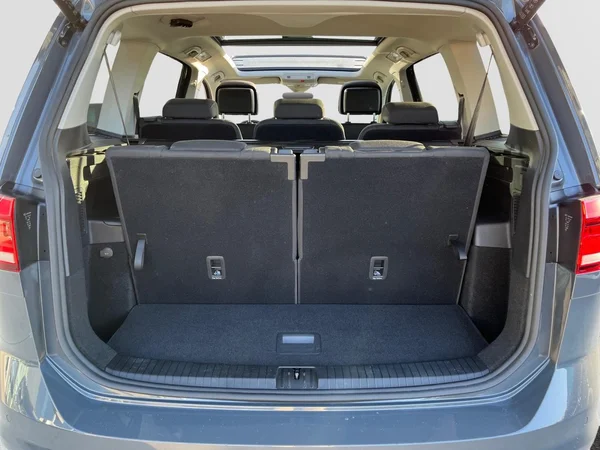 VOLKSWAGEN Touran (2025) — foto 20 van 22