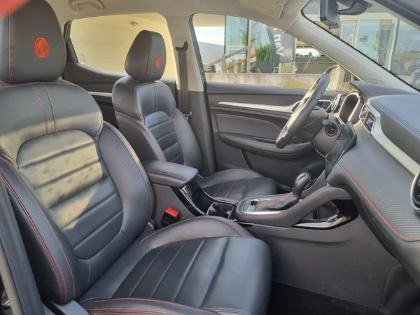 MG ZS (2024) — foto 22 van 36