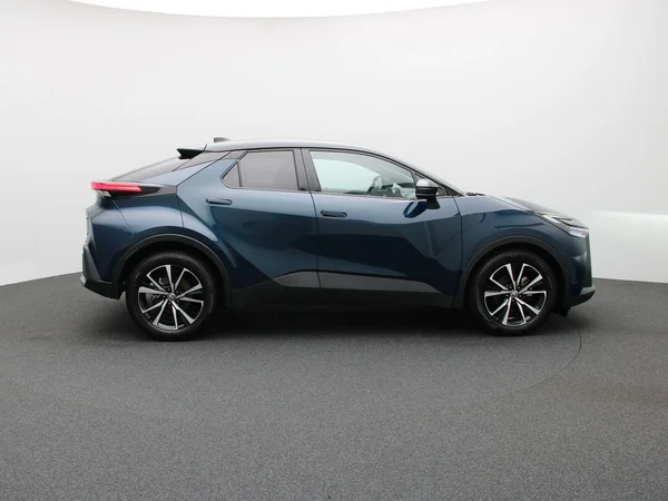 Toyota C-HR (2025) — foto 24 van 27