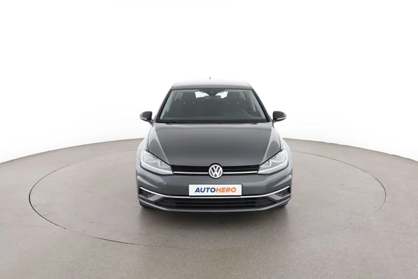Volkswagen Golf (2019) — foto 15 van 16