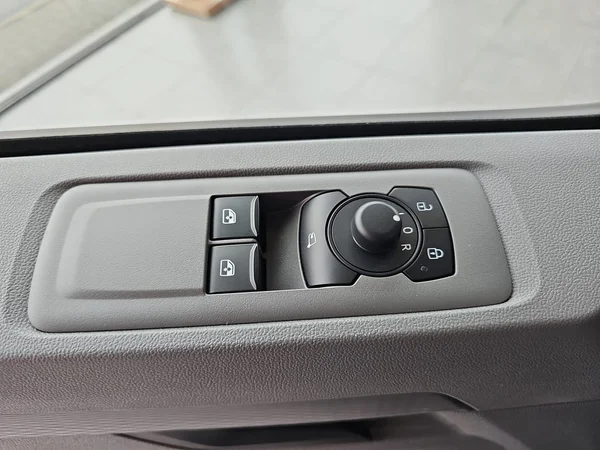 VOLKSWAGEN Transporter T7 30 Fou Swb (2026) — foto 7 van 27