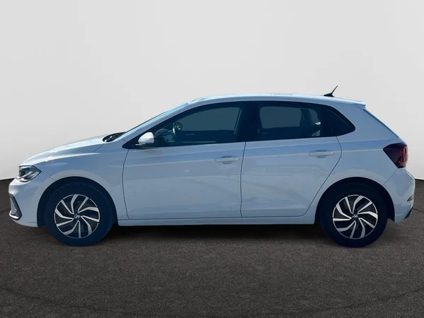 VOLKSWAGEN Polo (2024) — foto 10 van 18