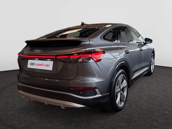 AUDI Q4 Sportback e-tron (2026) — foto 8 van 22