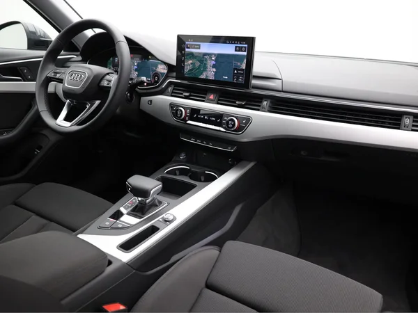 AUDI A4 SW (2024) — foto 16 van 22