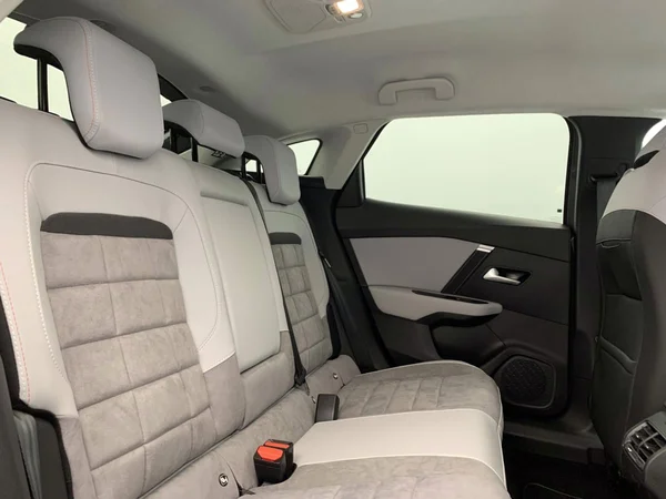 Citroen C4 (2025) — foto 2 van 27