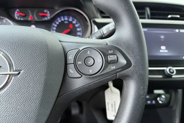 Opel Corsa (2024) — foto 6 van 18