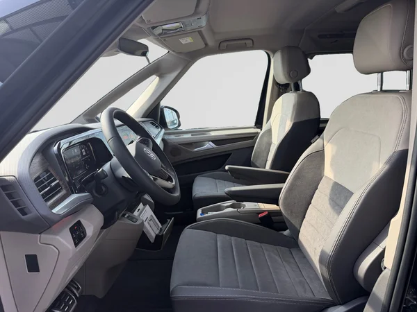 VOLKSWAGEN Multivan T7 Long (2026) — foto 3 van 20