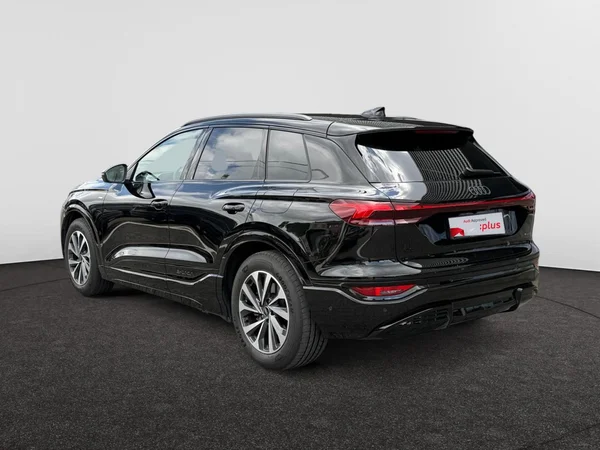 AUDI Q6 e-tron (2025) — foto 9 van 15