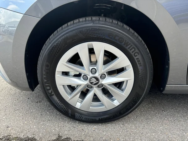 SKODA Fabia (2025) — foto 14 van 25