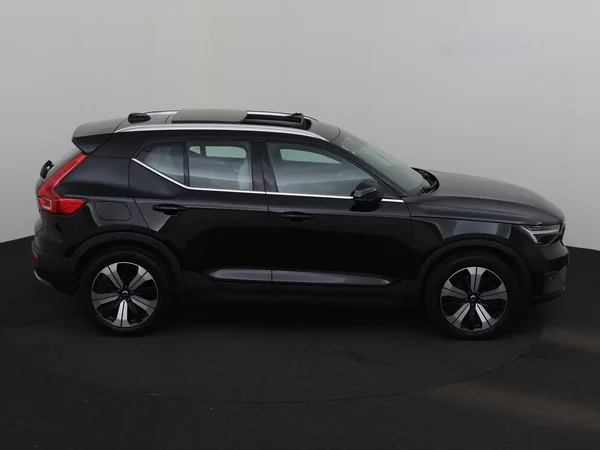 VOLVO XC40 (2022) — foto 30 van 34