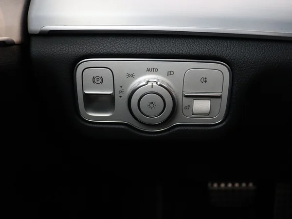 MERCEDES GLE 350 (2021) — foto 20 van 33