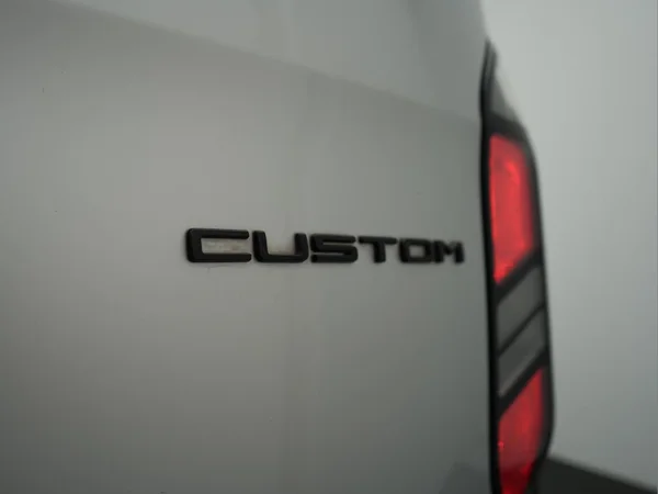 FORD Transit Custom 300L Fou Lwb Diesel (2024) — foto 40 van 47
