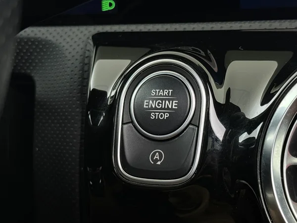 MERCEDES CLA 180 (2022) — foto 15 van 30