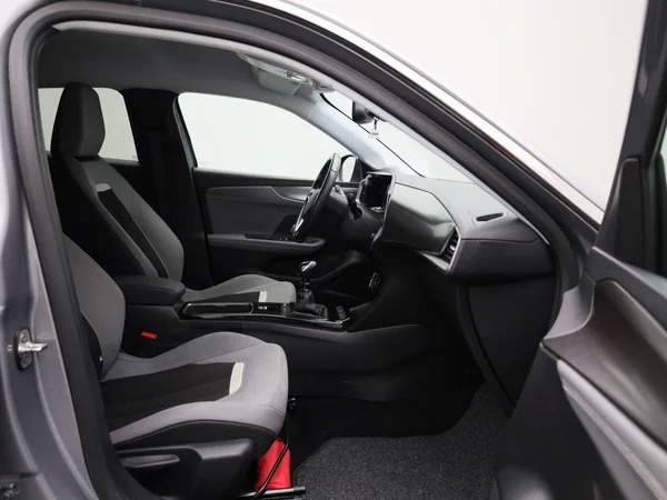 Opel Mokka (2023) — foto 28 van 38