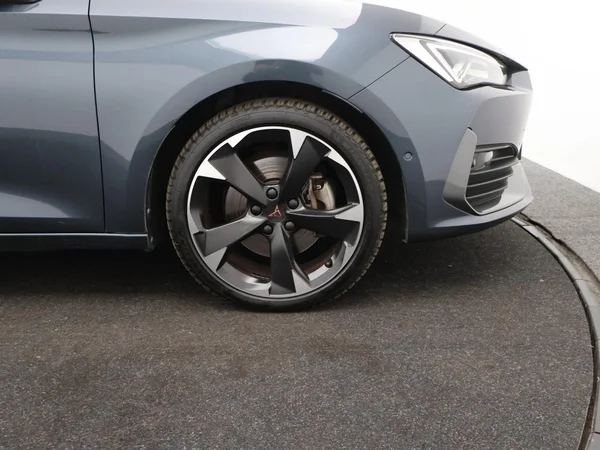 CUPRA Leon ST e-Hybrid (PHEV) (2023) — foto 25 van 26