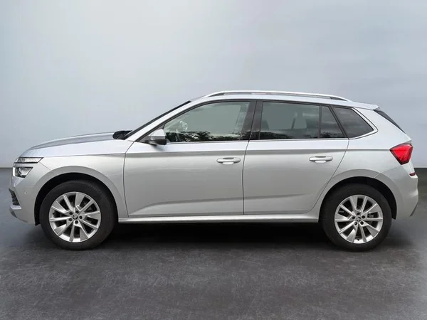 SKODA Kamiq (2023) — foto 25 van 28