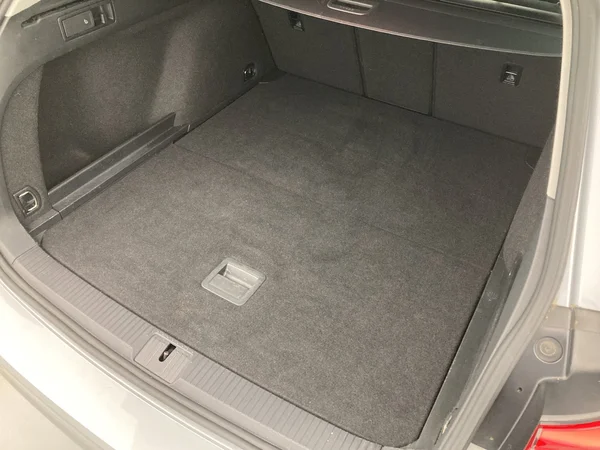 VOLKSWAGEN Passat Variant (2021) — foto 11 van 36