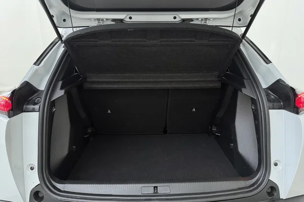 Peugeot 2008 (2025) — foto 12 van 16
