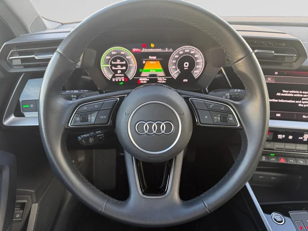 AUDI A3 Sportback PHEV (2022) — foto 9 van 14