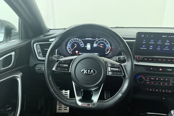 Kia ProCeed (2021) — foto 2 van 22