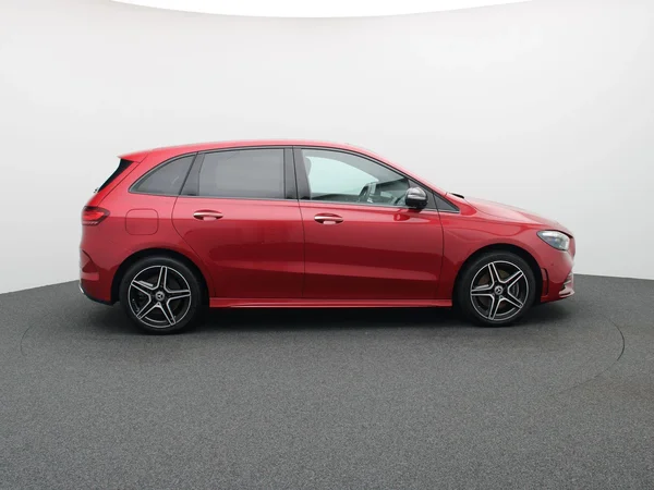 Mercedes-Benz B-Klasse (2025) — foto 29 van 32