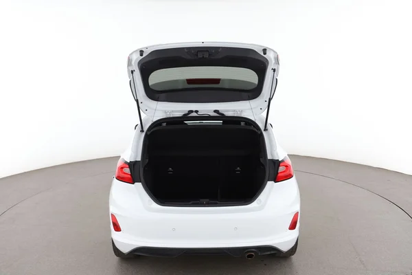 Ford Fiesta (2022) — foto 7 van 16